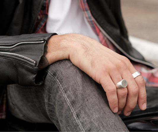 Men wearing rings