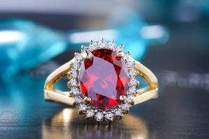 High end luxurious ruby ring, pigeon blood ftom Burma 