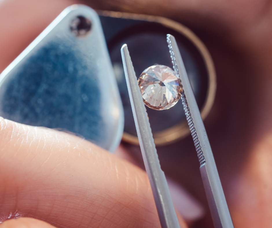 a diamonds 4 cs are being examined